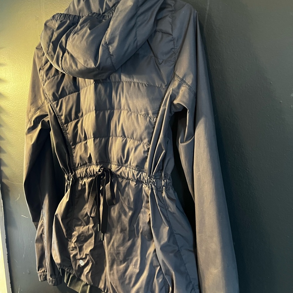 Lululemon Spring Fling Down jacket - Picture 9 of 10